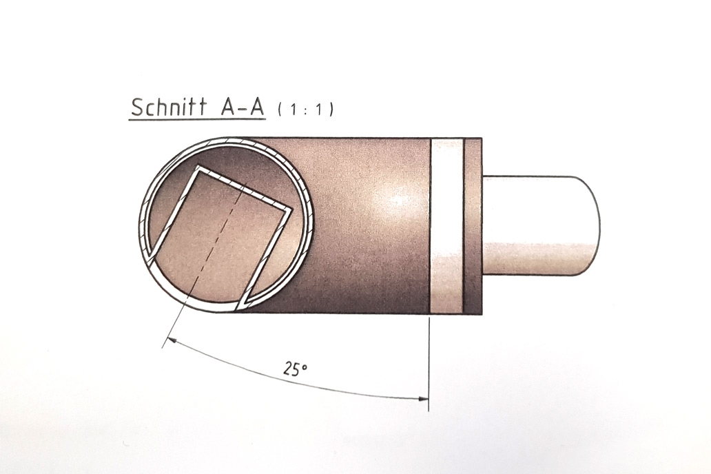 Zeichnung eines genuteten Stahlrohrs für einen Handlauf