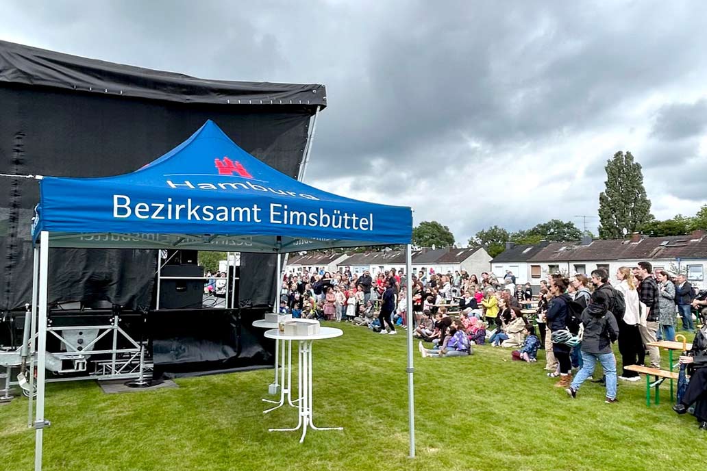 Eröffnung der Grünanlage auf dem A7-Deckel in Stellingen.