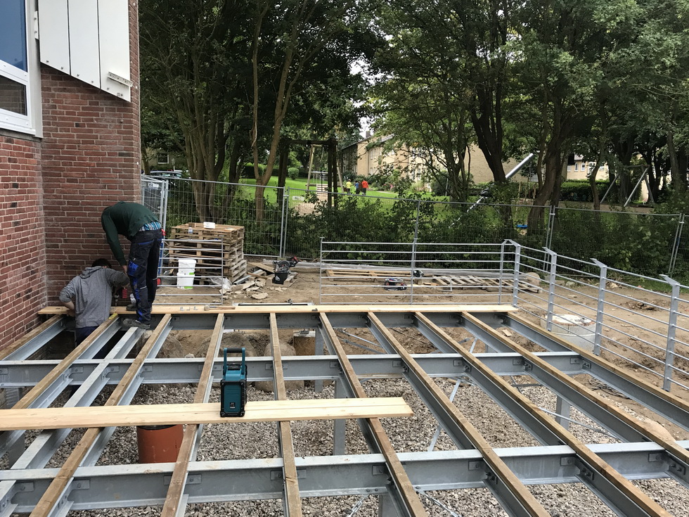 Terrasse Podest  Stahlkonstruktion Treppe, Stahlbau Schlosserei Gawron