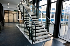 Innentreppe, Geländer, Treppe, Galsfüllung Stahlbau Schlosserei Gawron